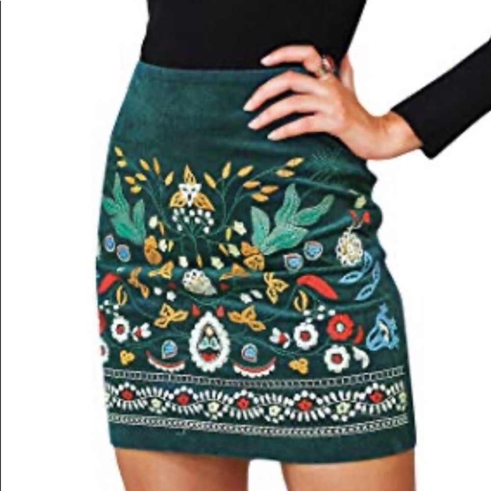 Women’s High Waist Embroidered Mini Boho Skirt